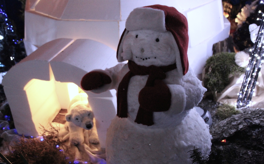 bonhommedeneige igloo